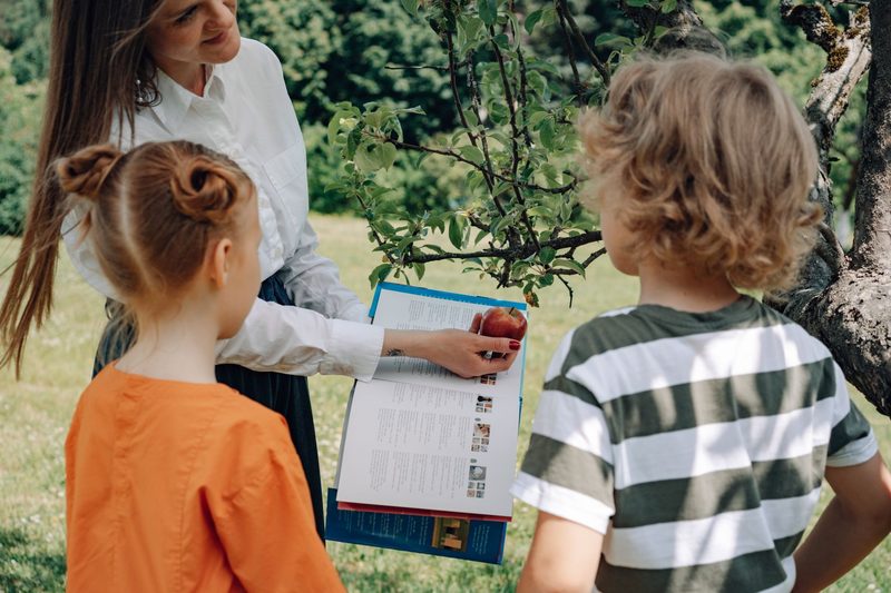 Kinder der Schule