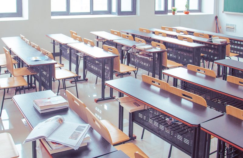 Kinder der Schule